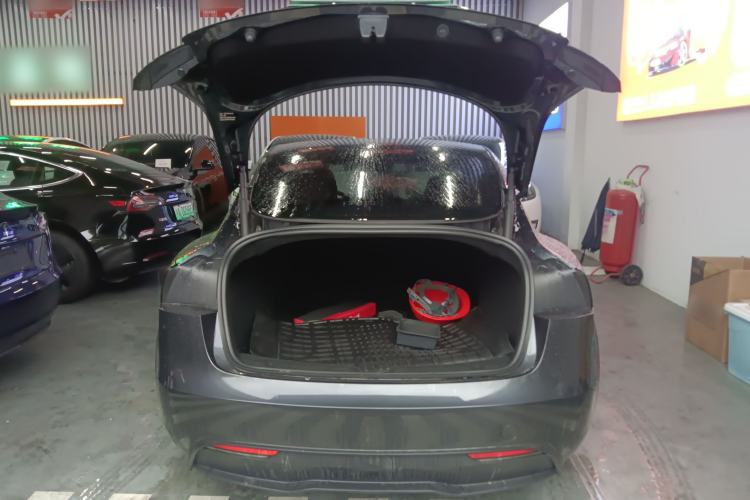 Used Tesla Model 3 2025 Rear-Wheel-Drive Version