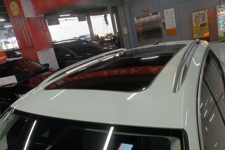 Used Volkswagen Tayron 2023 280TSI Two-Wheel-Drive Luxury Plus Advanced Version
