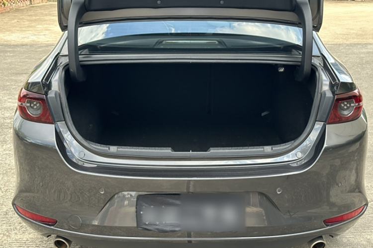 Used Mazda Mazda 3 Axela 2021 2.0L Automatic ZhiXuan Edition
