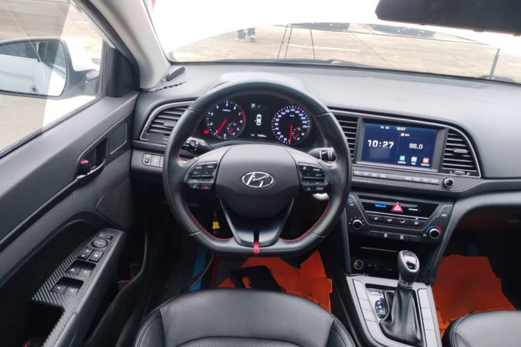 Used Hyundai Elantra 2018 1.4T Dual-Clutch Xuan Dong · Dynamic Edition
