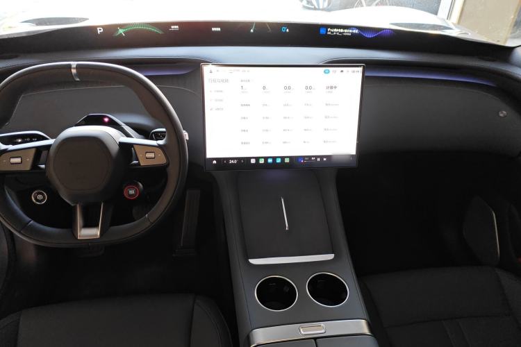 Used  YU7 2025 Ultra-Long Range Rear-Wheel Drive Version