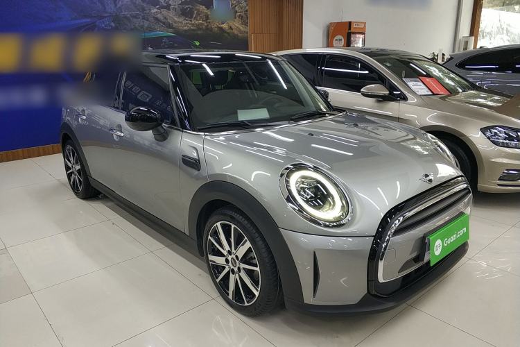 Used  MINI 2023 1.5T COOPER Artist Five-Door Edition
