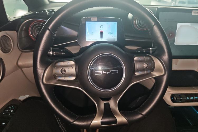 Used BYD Dolphin 2021 405 km Fashion Edition