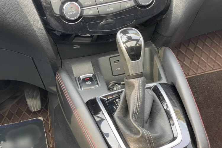 Used Nissan Qashqai 2022 2.0L CVT XV Premier Luxury Edition
