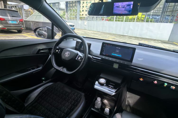 Used MG 4 EV 2022 425 km Luxury Edition
