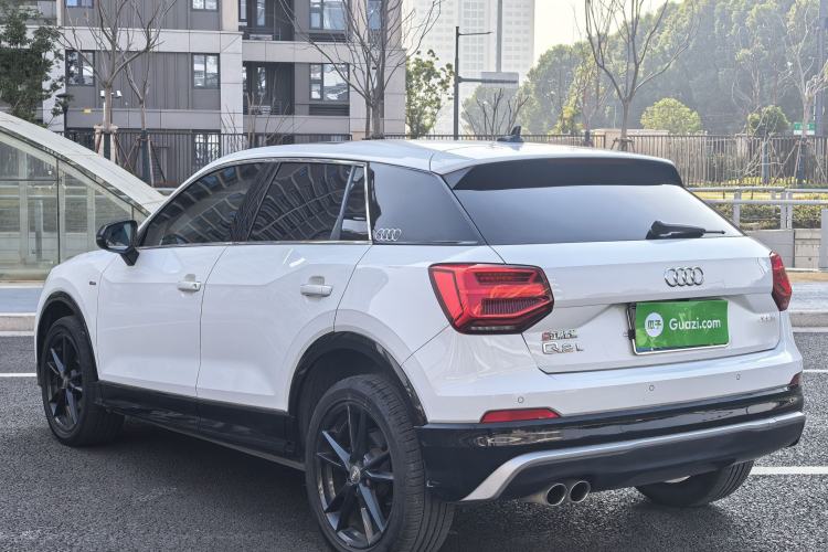 Used Audi Q2L 2021 35 TFSI Progressive Dynamic Edition
