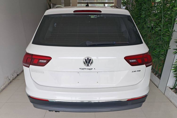 Used Volkswagen Tiguan L 2020 330TSI Automatic Two-Wheel Drive Smart Luxury Edition China VI Standard
