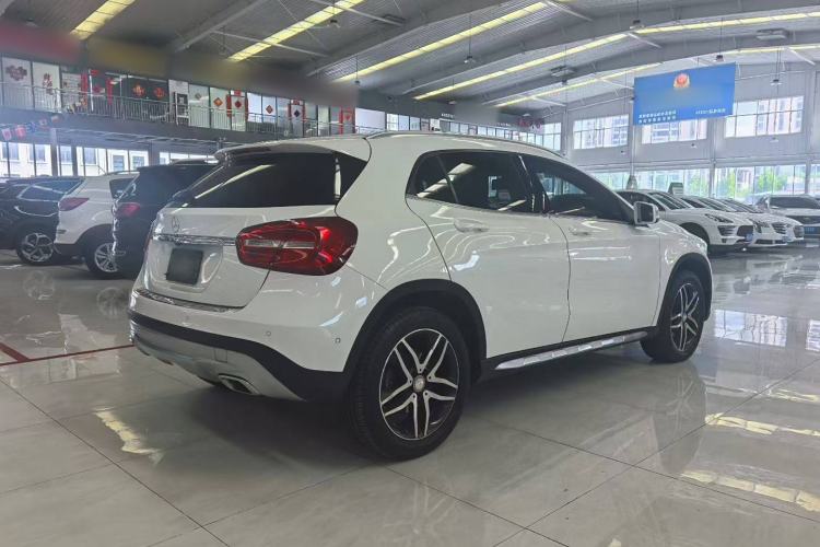 Used Mercedes-Benz GLA 2015 GLA 200 Fashion Model