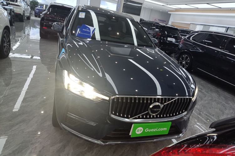 Used Volvo XC60 2024 B5 4x4 Smart Luxury Edition