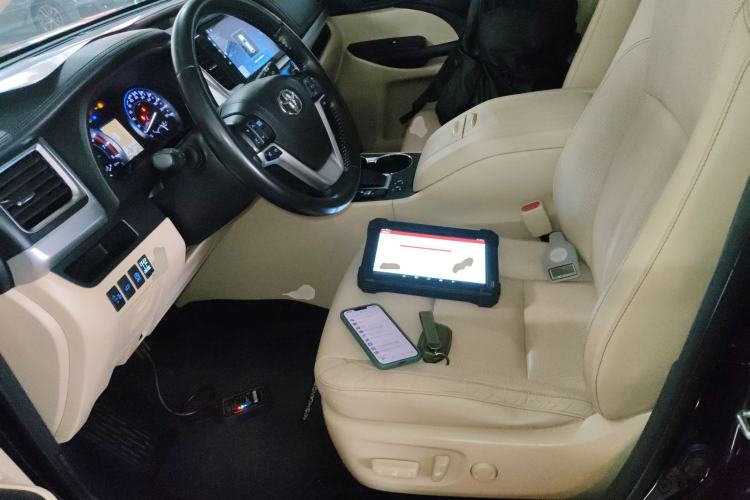 Used Toyota Highlander 2015 2.0T Four-Wheel Drive Luxury Edition 7-Seater