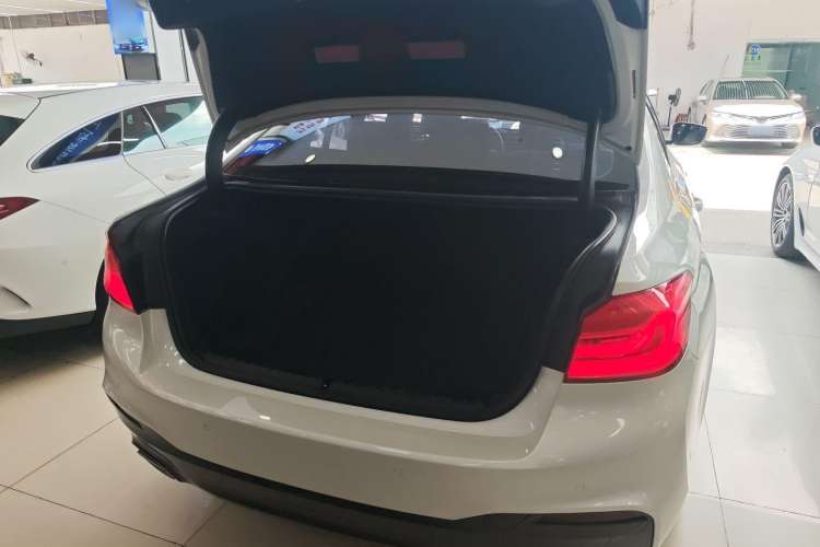 Used BMW 5 Series 2020 525Li M Sport Package
