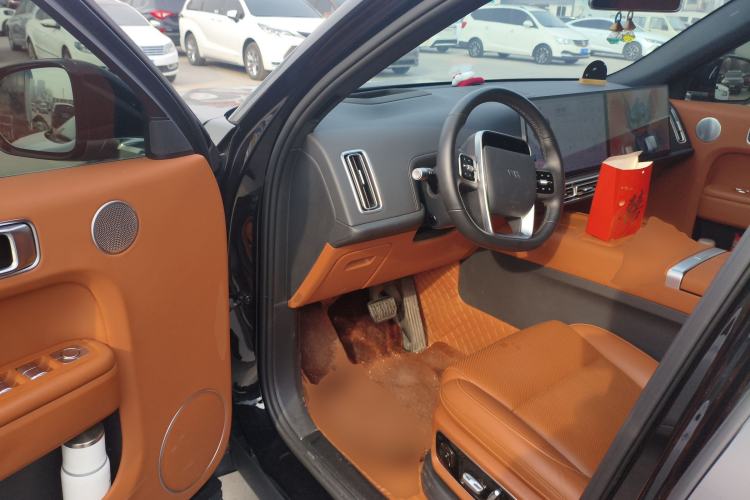 Used Li Auto L7 2023 Air model
