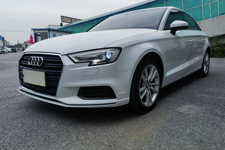 Used Audi A3 2017 Limousine 35 TFSI Ambition Edition
