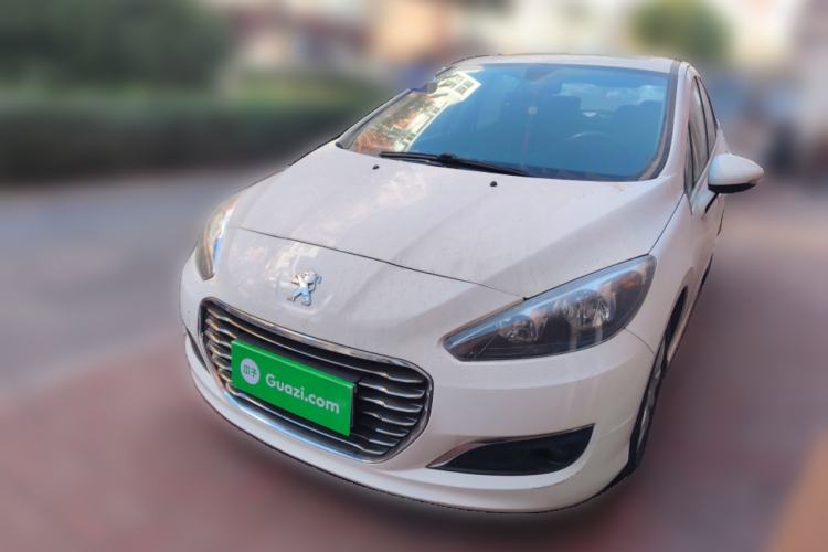 Used Peugeot 308 2013 1.6L Manual Fashion Model