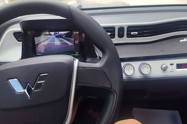 Used Wuling Hongguang MINIEV 2021 Macaron Premium Model – Lithium Iron Phosphate
