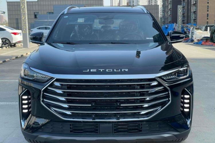 Used JETOUR X70 PLUS 2023 1.5T CVT Ziqiang MAX 7-Seater
