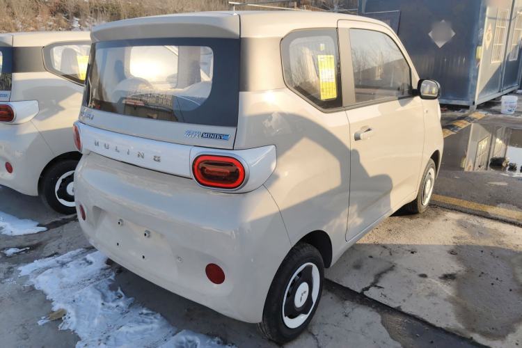 Used Wuling Hongguang MINIEV 2024 3rd Generation 215km Youth Edition
