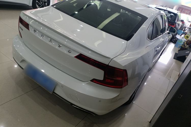 Used Volvo S90 2018 T4 Zhiyi Edition