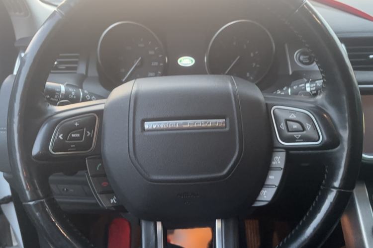 Used Land Rover Range Rover Evoque 2018 240 PS SE DYNAMIC Smart Edition
