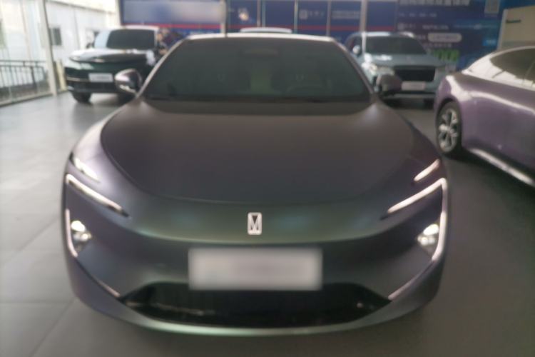 Used  12 2024 700 Three-Laser Rear-Wheel Drive Luxury Edition