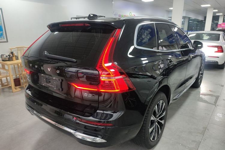 Used Volvo XC60 2024 B5 4x4 Smart Luxury Edition
