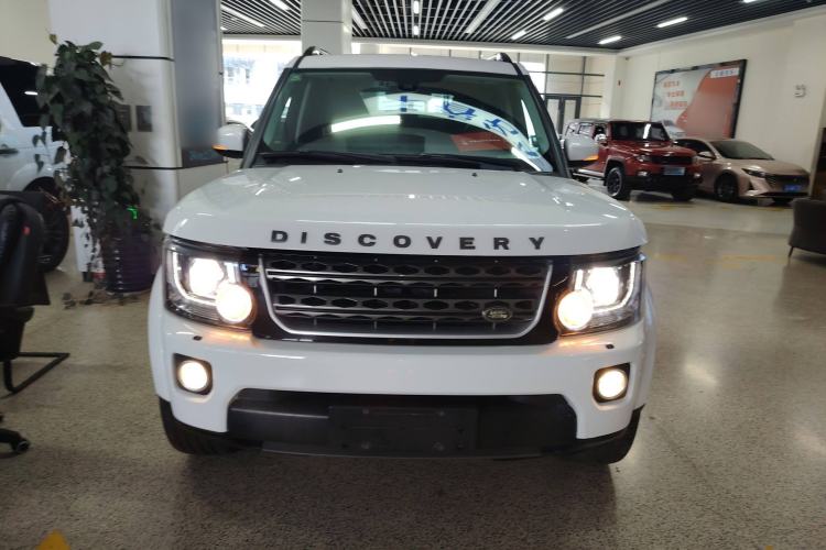 Used Land Rover Discovery 2016 3.0 SC Obsidian Black Heritage Edition SE
