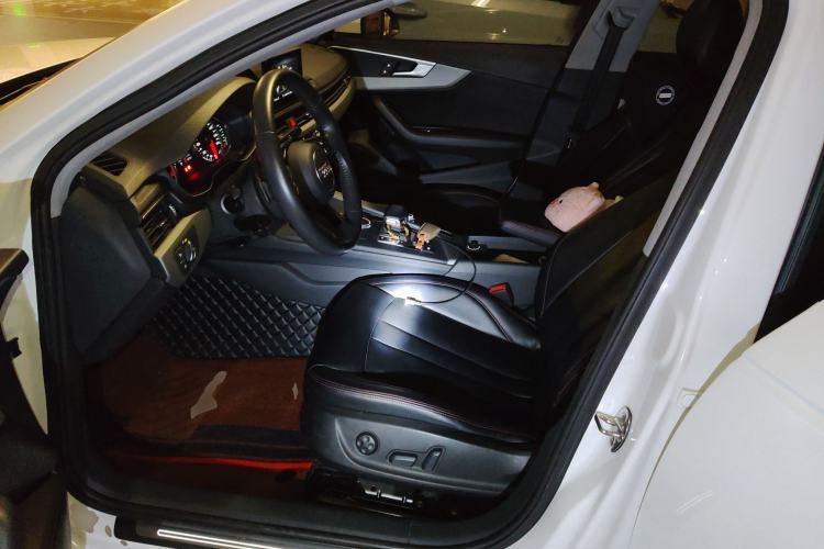 Used Audi A4L 2018 30th Anniversary Edition 40 TFSI Trendy Model