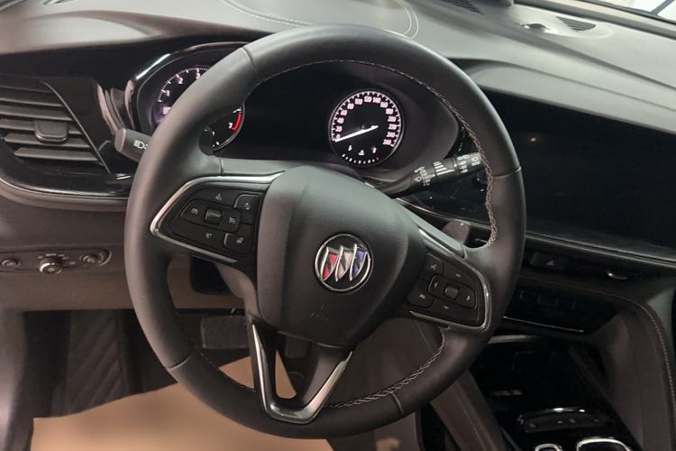 Used Buick Envision 2023 Encore Plus 652T Five-Seat Luxury Model
