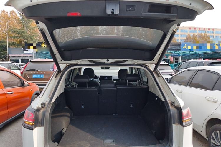 Used Volkswagen Tayron 2023 300TSI Two-Wheel-Drive Luxury Plus Advanced Edition
