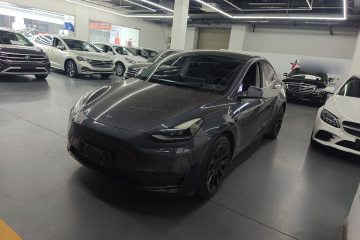 Used Tesla Model Y 2021 Long-Range All-Wheel-Drive Version