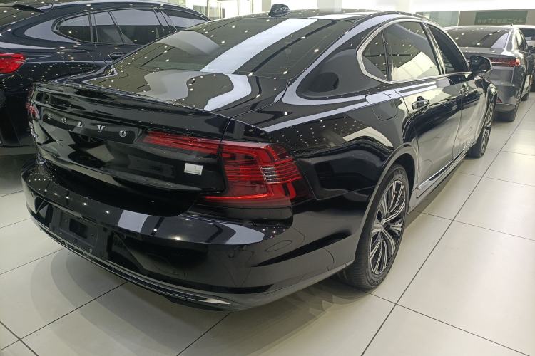 Used Volvo S90 New Energy 2021 T8 eDrive Hybrid Zhiyi Luxury Edition