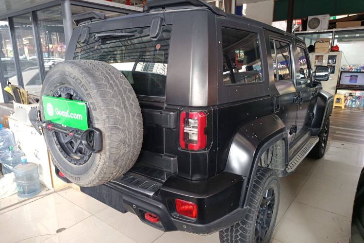 Used Beijing Auto BJ40 2023 2.0D Automatic Four-Wheel Drive Blade Hero Edition Adventurer Type