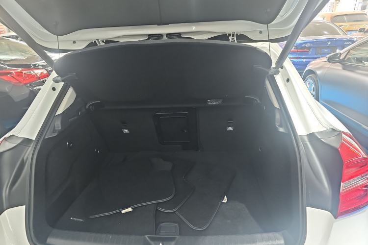 Used Mercedes-Benz GLA 2015 GLA 220 4MATIC Luxury Model
