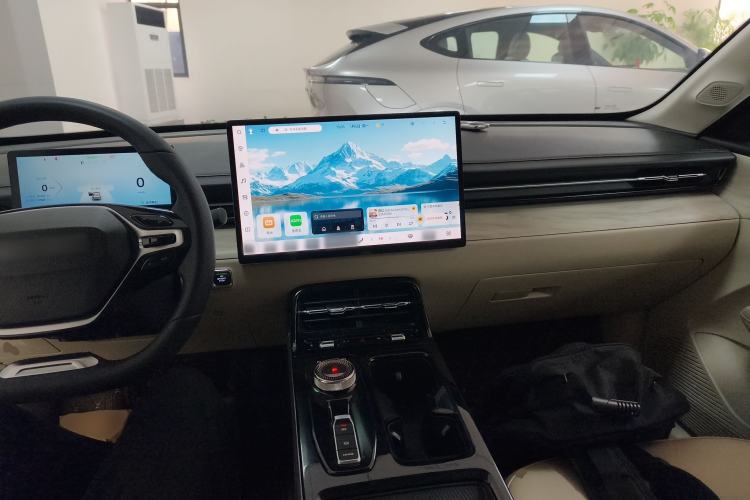 Used Wuling Xingguang 2024 Co-Creation Edition 510 Advanced Model
