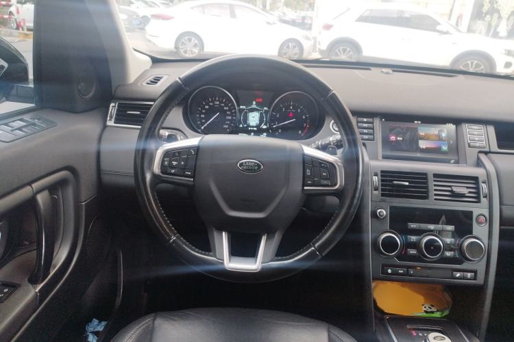 Used Land Rover Discovery Sport 2019 240 PS PURE Edition China V Standard
