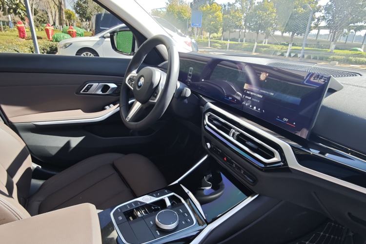 Used BMW 3 Series 2024 320Li M Sport Package
