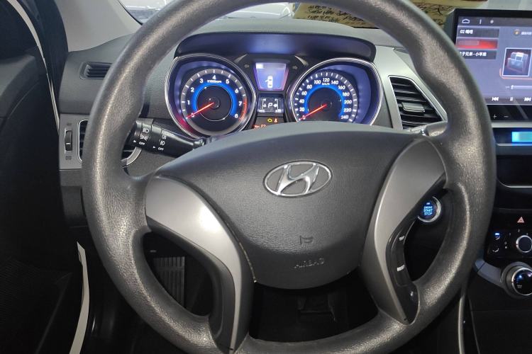 Used Hyundai Elantra 2015 1.6L Automatic Leading Model