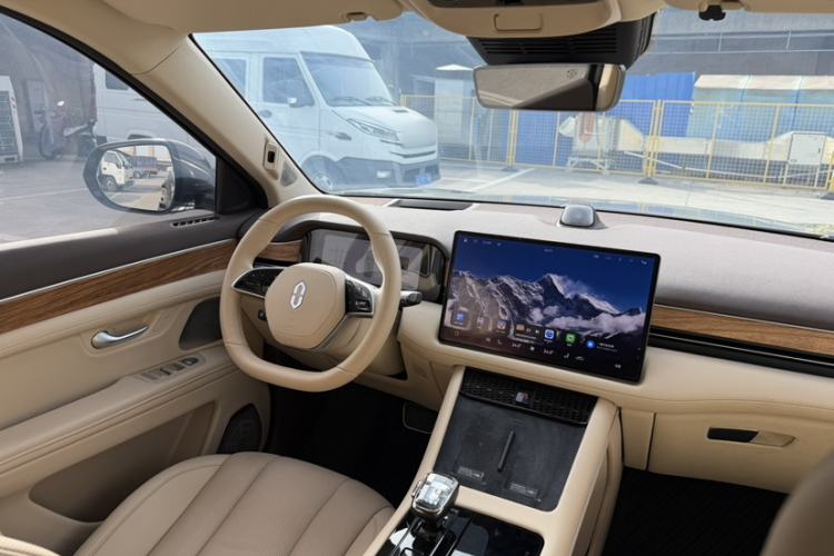 Used Hima AITO M7 2024 1.5T Rear-Drive Plus Version 5 Seats
