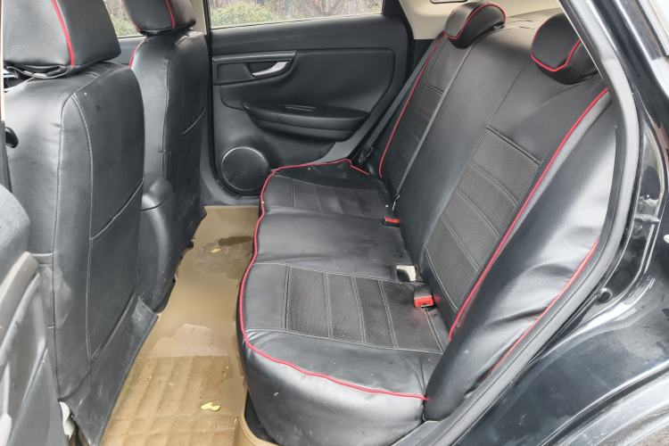 Used Bestune B50 2016 1.6L manual Comfort trim level