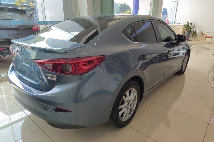 Used Mazda Mazda 3 Axela 2014 Sedan 1.5L Automatic Luxury Model