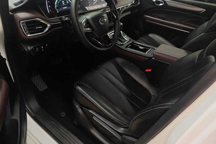 Used GAC Trumpchi M6 2021 PRO 270T Automatic Luxury Edition
