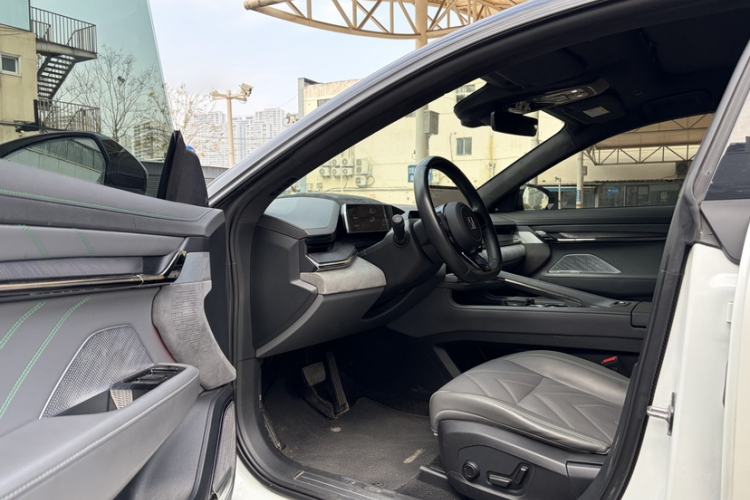 Used Zeekr 001 2023 YOU Edition 100 kWh
