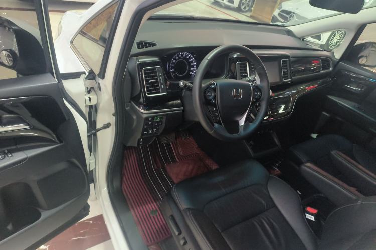 Used Honda Elysion 2019 2.0L Hybrid Luxury Edition
