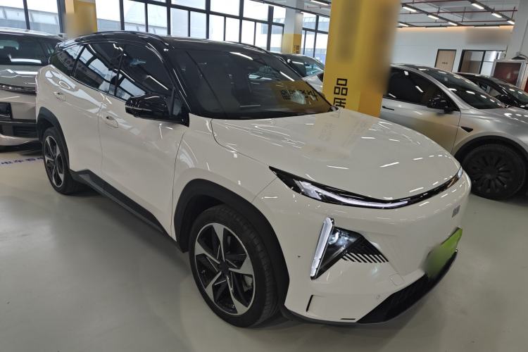 Used  L7 2023 1.5T 115 km Starship
