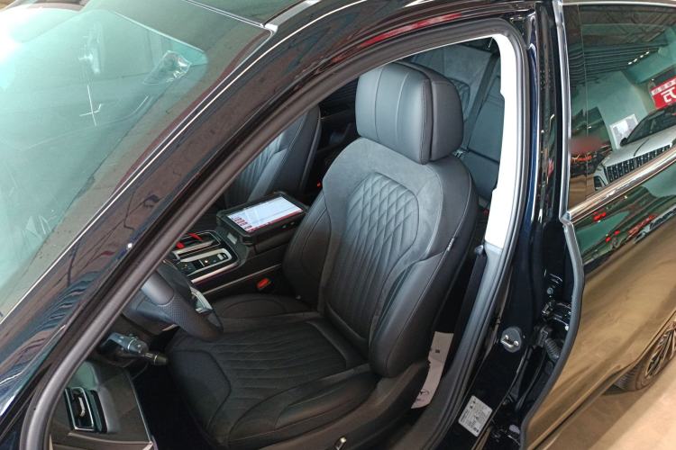 Used Hongqi HS5 2023 2.0T Four-Wheel Drive Flagship Pro Edition