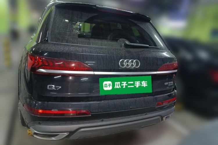 Used Audi Q7 2021 55 TFSI quattro S line Sport model