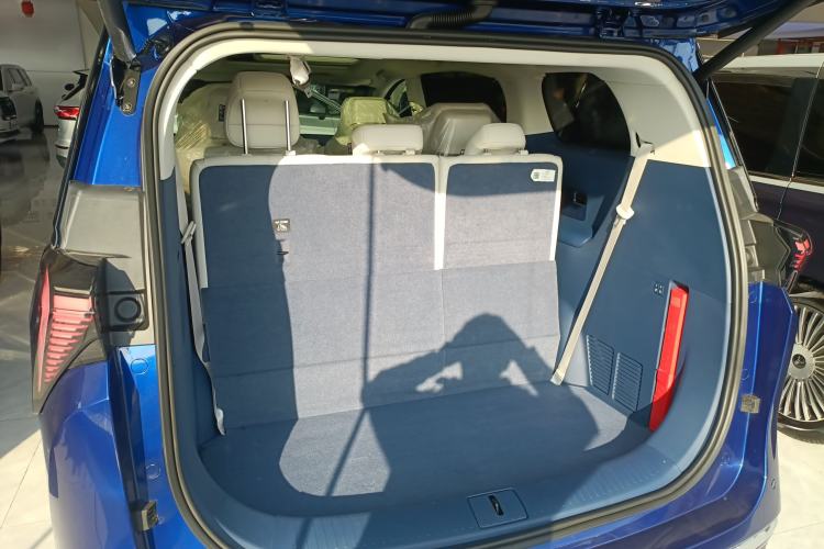 Used Buick GL8 New Energy 2024 Lu Zun Luxury Edition 7-Seater
