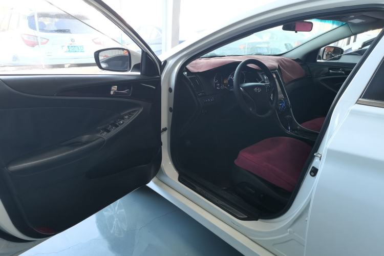 Used Hyundai Sonata 2015 Classic 2.4L Automatic Leading Edition China IV Standard
