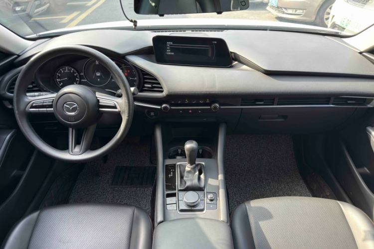 Used Mazda Mazda 3 Axela 2022 2.0L Automatic Zhiqing Edition
