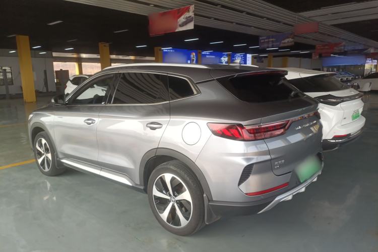 Used BYD Song PLUS New Energy 2021 EV Flagship Model
